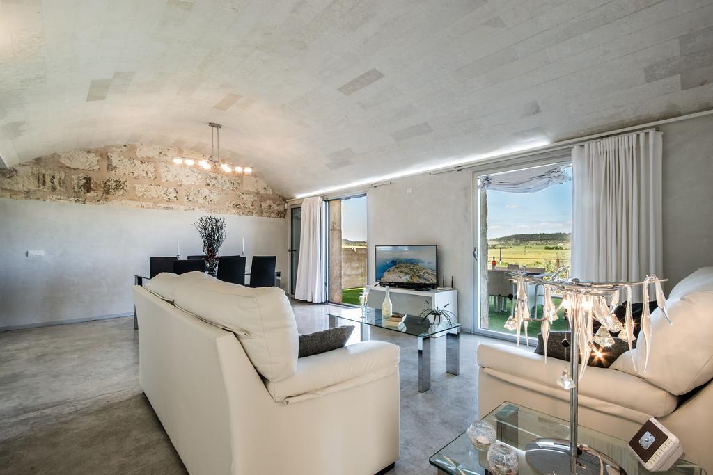 Villa Es Gassons By Homevillas360 Maria De La Salut Luaran gambar